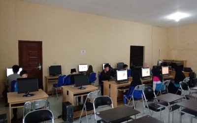 Kegiatan Simulasi 1 PISA di MA Al-Muhajirin Koba